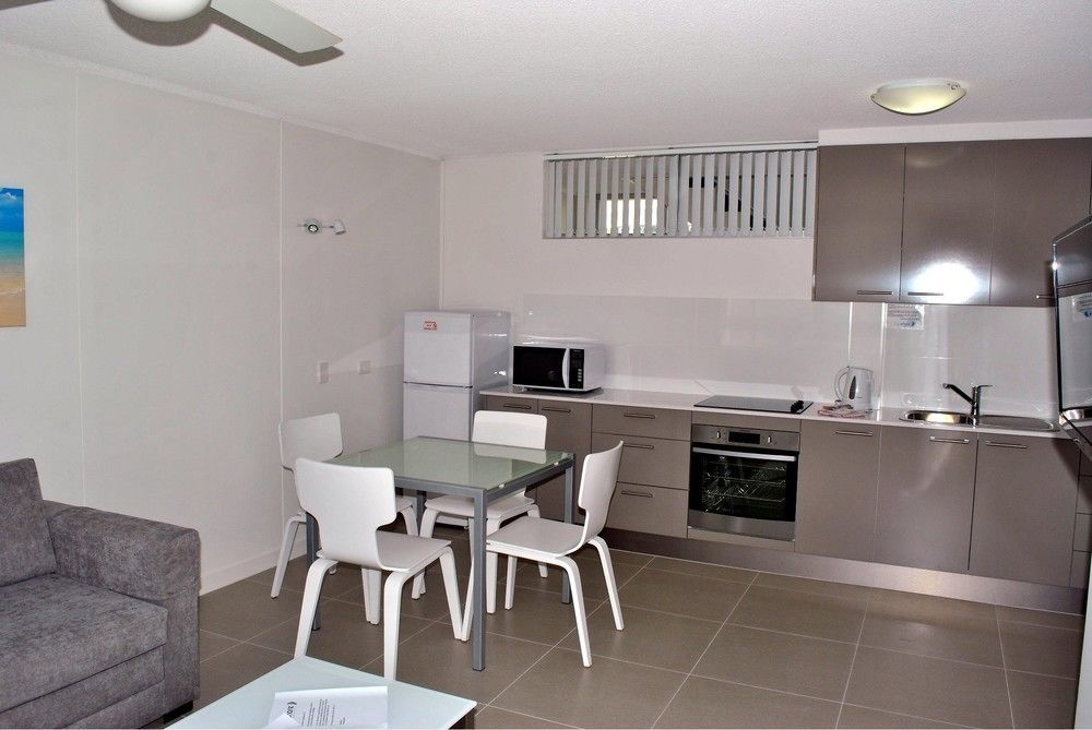 The Shore Apartments - Beachfront Gold Coast Dış mekan fotoğraf